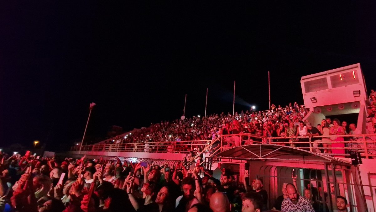 20230809_224238_copy_1200x676.jpg