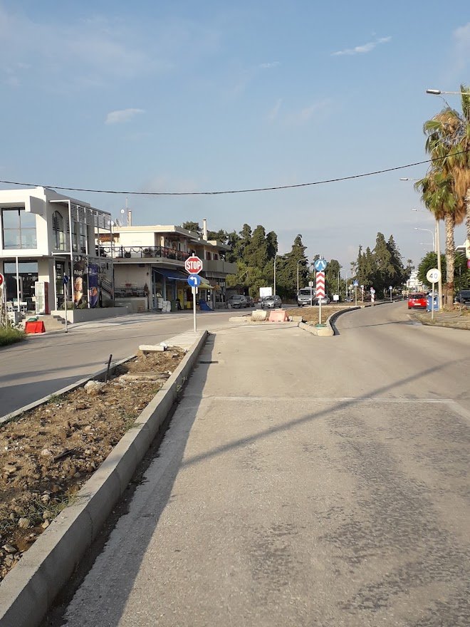 Κόμβος Πειραιώς αριστερή στροφή (3).jpg
