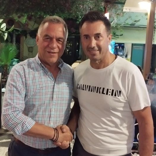 ΠΡΟΥΖΟΣ.jpg